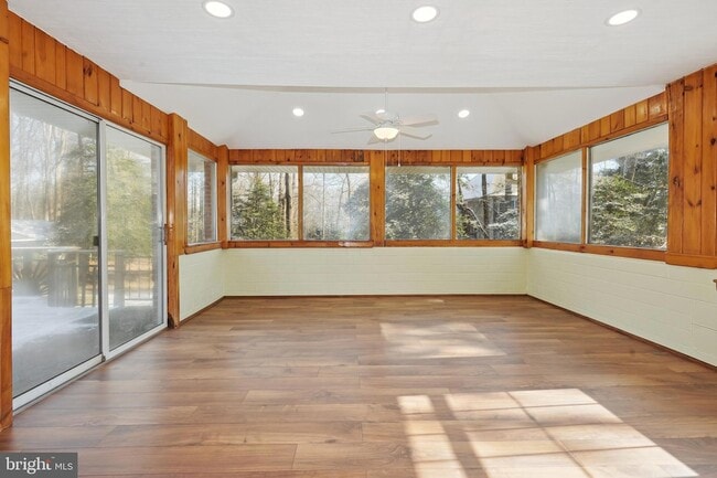 Building Photo - 10624 Marbury Rd