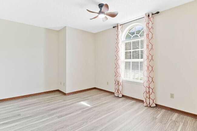 Building Photo - AVAILABLE NOW – $3,000/MONTH – ALL UTILITIES + LAWN SERVICE + POOL SERVICE INCLUDED!