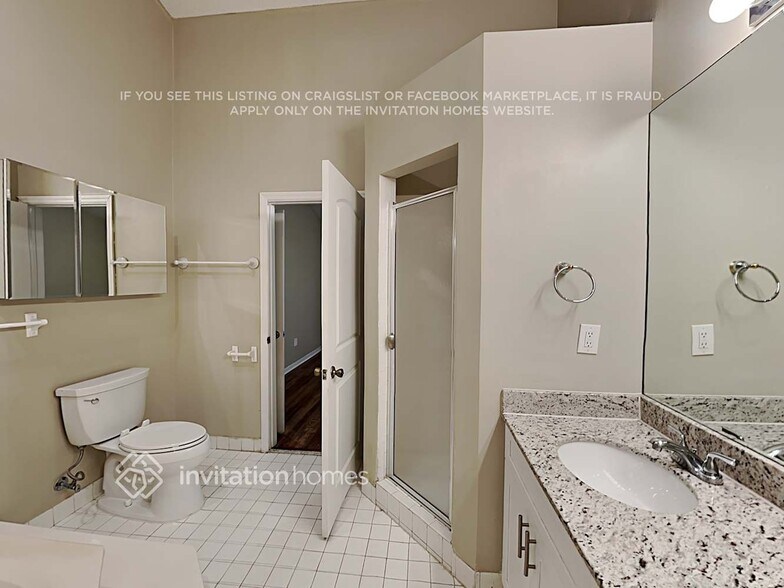 Building Photo - 500 NW 207th Terrace