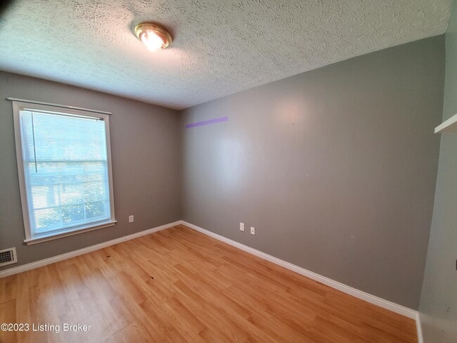 Building Photo - 9211 N Pirogue Ct