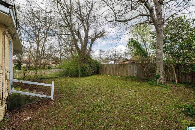 Building Photo - 129 68th St N