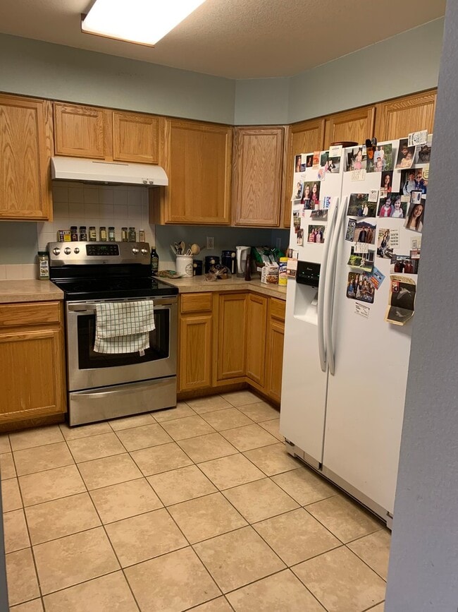 Building Photo - Beautiful 2 Bedroom, 2.5 Bath Townhome for Rent in Loveland!