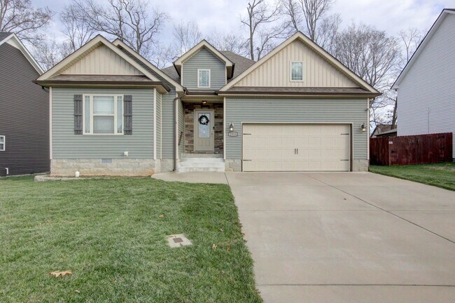 Building Photo - Sharp 3bed 2 ba.  upgrades throughout.