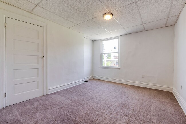 Building Photo - 612 Ceres Wy