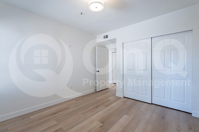 Building Photo - 9451 E Becker Ln