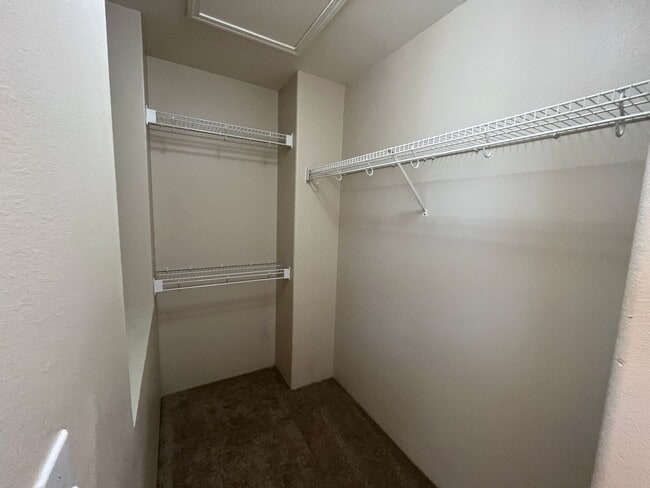 Building Photo - Ewa Beach (Montecito) - Must see!! 4 bedro...