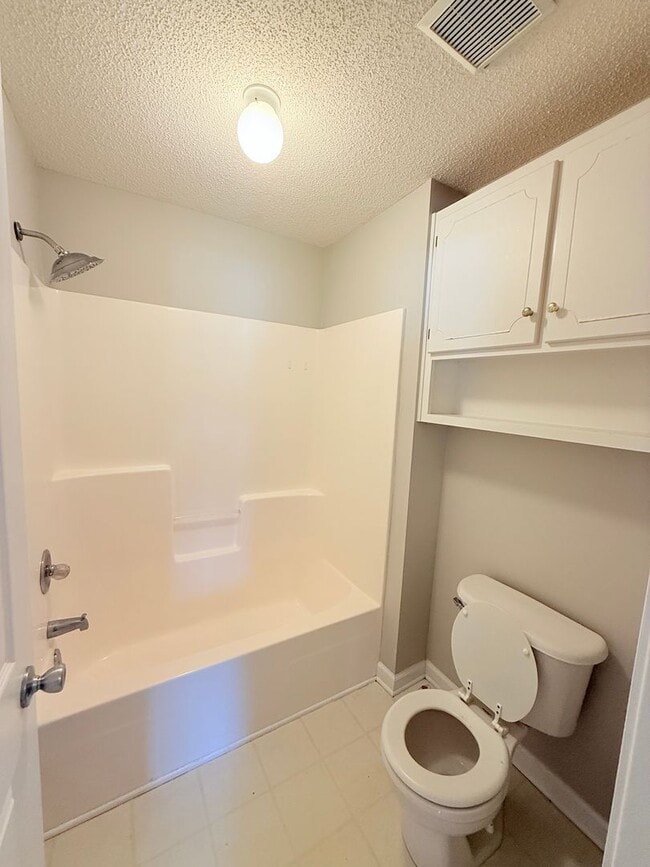 Building Photo - Dunwoody Subdivision