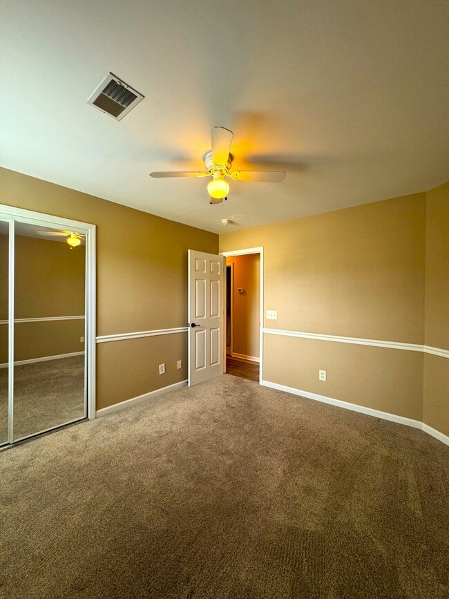 Building Photo - 119 Brentwood Dr