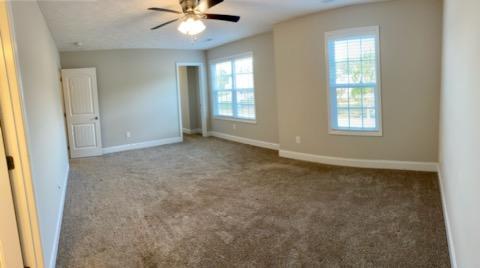 Building Photo - 415 Lake Edge Ln