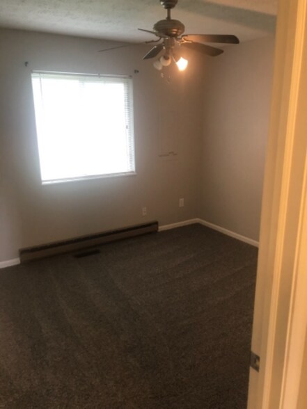 Building Photo - 1292 Sycamore Ln