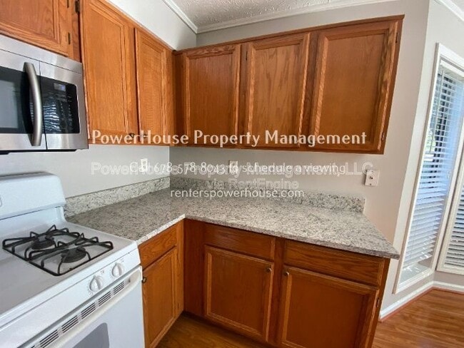 Building Photo - 605 Suwanee Lakes Cir NW