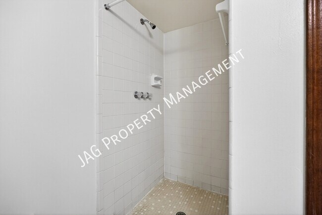 Building Photo - 1338 Gettysburg Dr