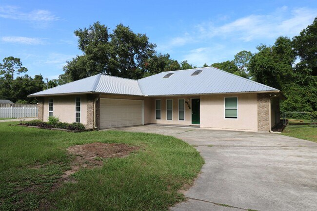 Primary Photo - 4225 Oak Ln