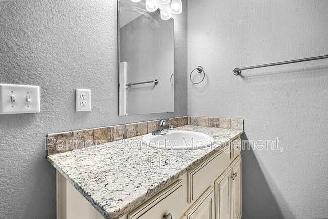 Building Photo - 1256 N Sicily Ln