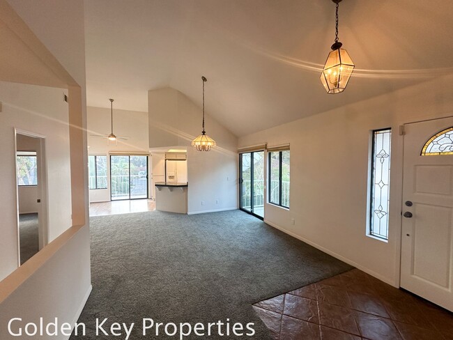 Building Photo - Introducing a charming 3 bedroom, 2.5 bath...