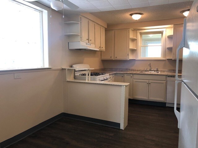 Building Photo - 2708 Niagara Falls Blvd