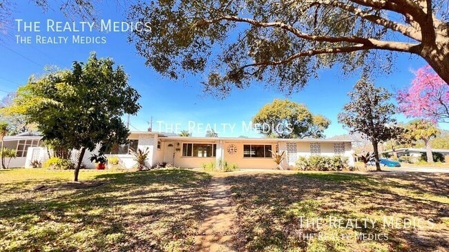 Building Photo - 1516 Dove Dr