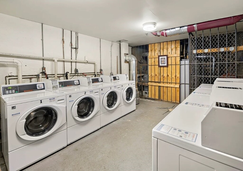 Building Photo - 33 E Concord St
