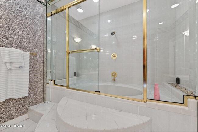 Building Photo - 915 Ocean Shore Blvd