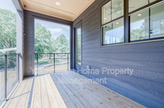 Building Photo - 1134 West Marietta St NW