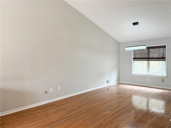 Building Photo - 3582 Park Bluff Way