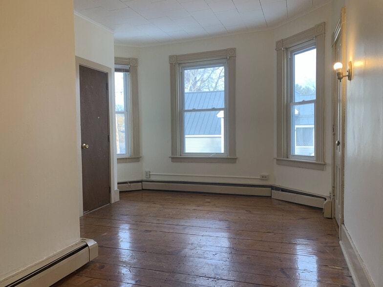 Bedroom 3 - 201 Roxbury St