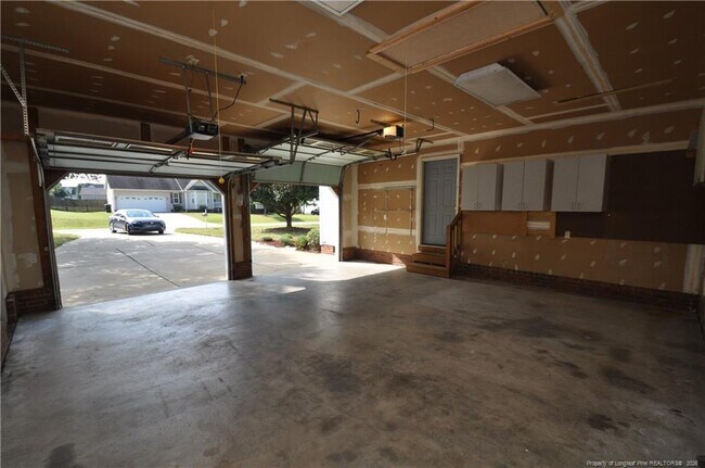 Building Photo - 1404 Woodline Dr