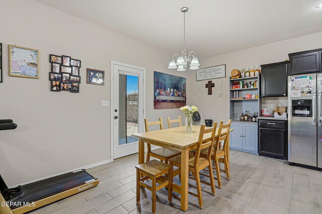 Building Photo - 14805 Ava Leigh