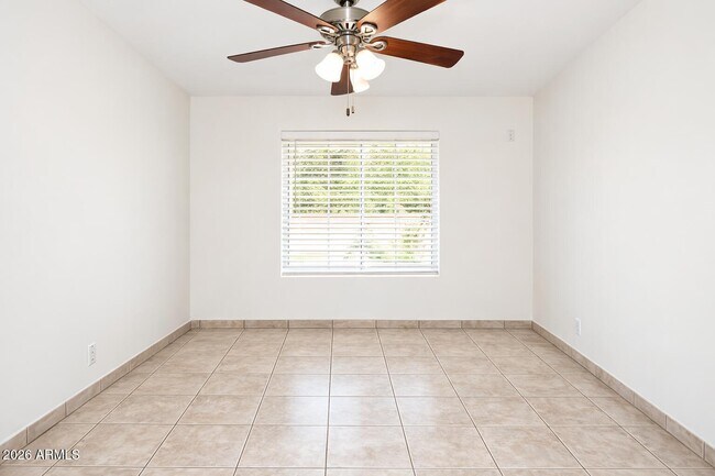 Building Photo - 7541 N 35th Dr