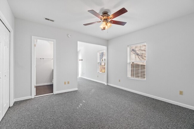 Building Photo - Must see in Eastport!