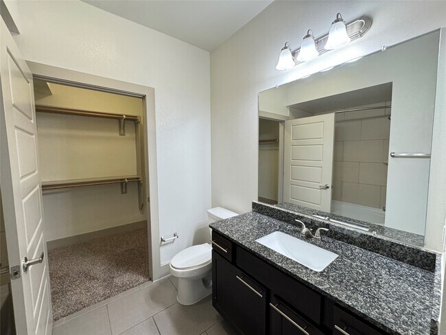 Building Photo - 145 Heights Blvd