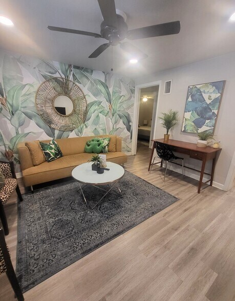 Building Photo - 3520 Post St