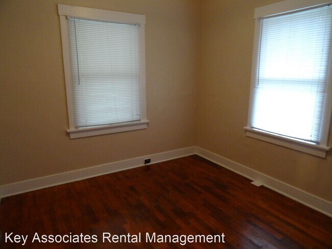 Building Photo - 2 br, 1 bath House - 2808 SE Minnesota