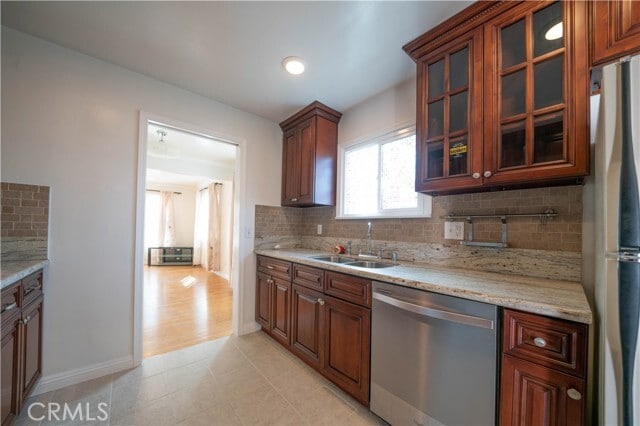 Building Photo - 517 N Soldano Ave