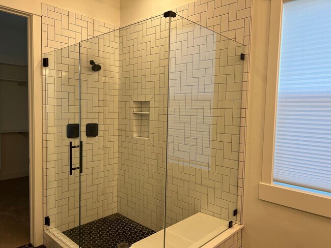 Building Photo - Custom 4 Bedroom + Office - Clover Creek Preserve