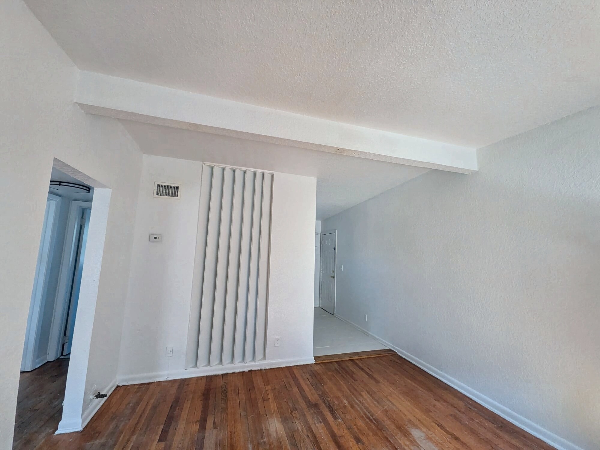 Building Photo - 2648 Dellwood Ave