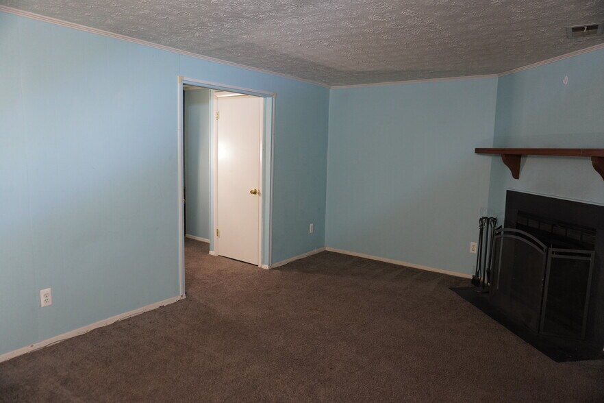 Building Photo - 5 Castlebar Ct