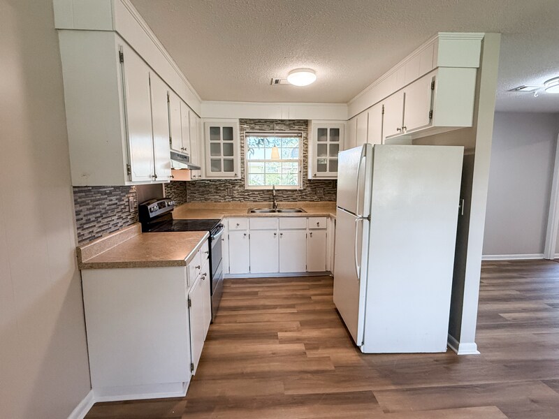 Building Photo - 128 Barnesdale Dr