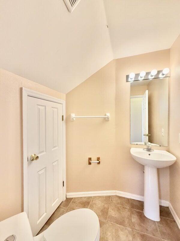 Building Photo - 1647 Gray Bark Dr