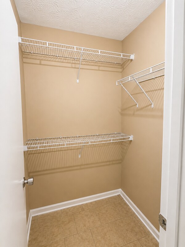 Building Photo - 1710 Underwood Dr SE
