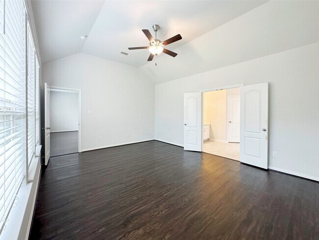 Building Photo - 23610 Carducci Dr