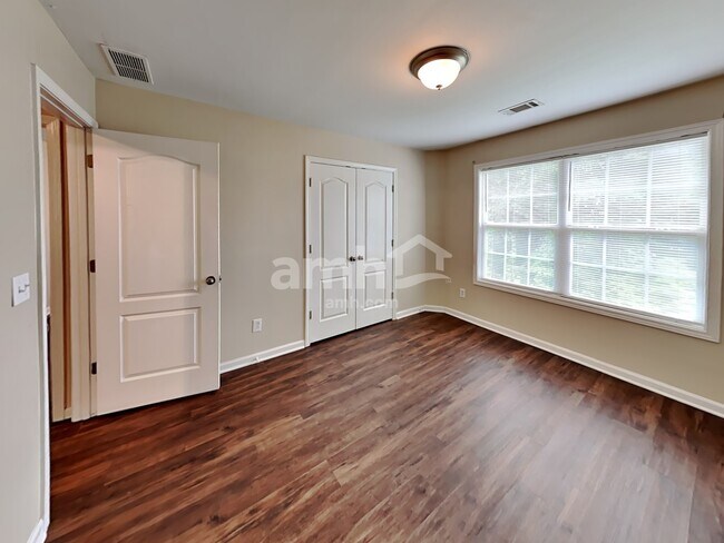 Building Photo - 6433 Grand Hickory Dr