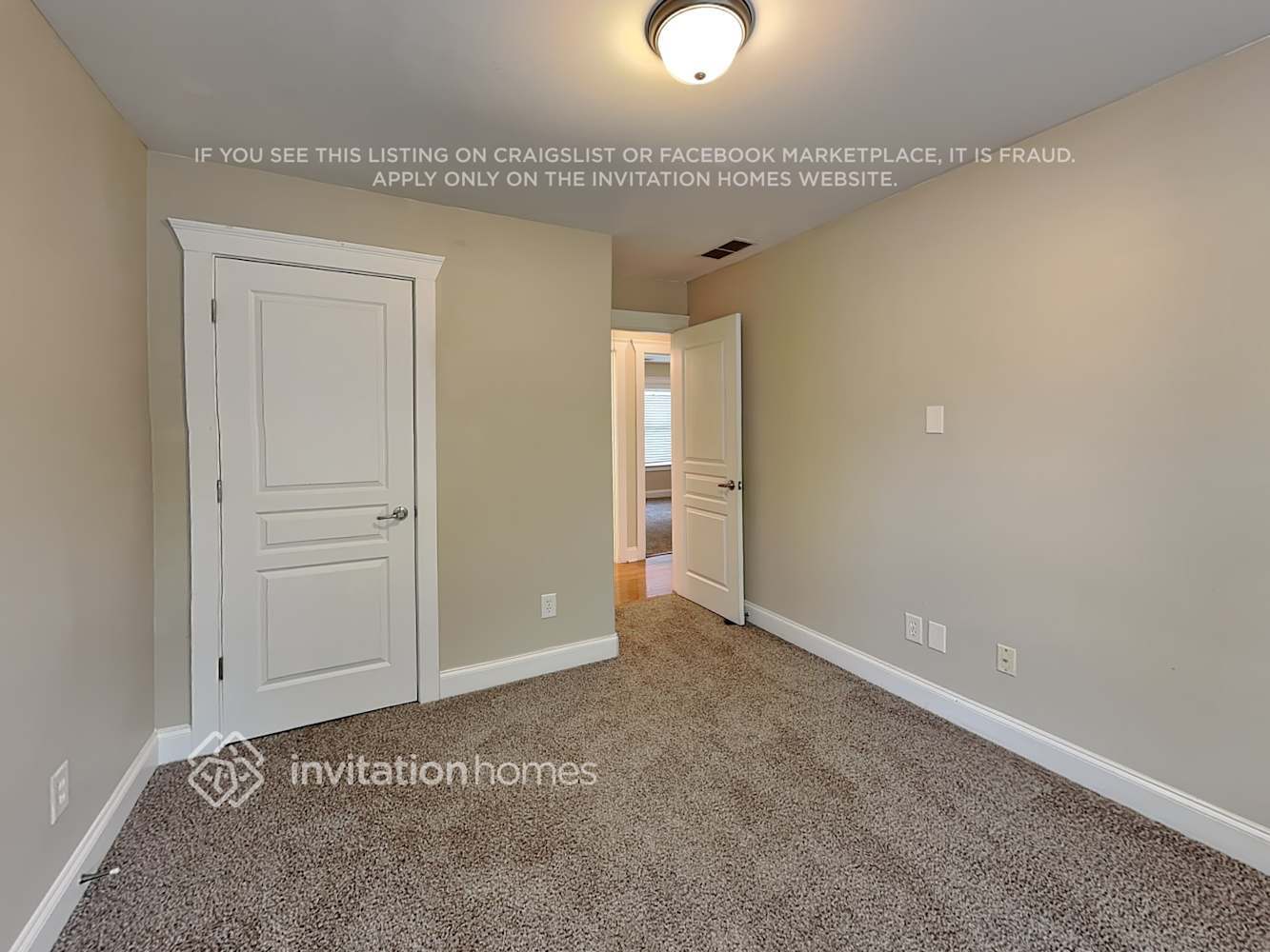 Building Photo - 1537 Boulder Walk Dr SE