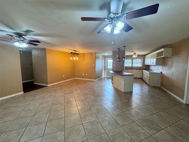 Building Photo - 345 Rachal Ave