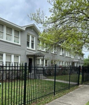 Primary Photo - 4414 Woodside St