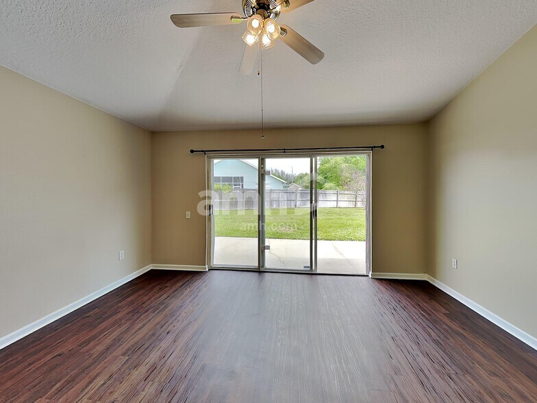 Building Photo - 30839 St Vincent Ct