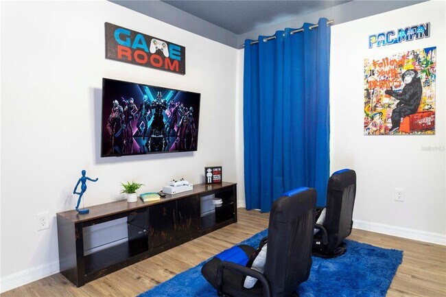 Building Photo - 650 Las Fuentes Dr