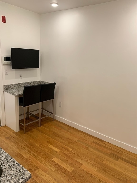 Building Photo - 21 5th St