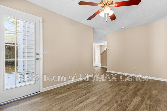 Building Photo - 3525 Park Bluff Ln NW