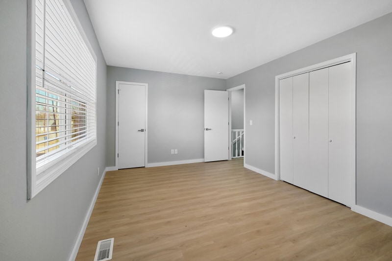 Building Photo - 404 NW D St